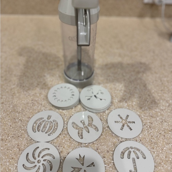 Pampered Chef Food Push Chooper W/ Cookie Press W/ Disc. Never Used. Combo - Picture 7 of 8